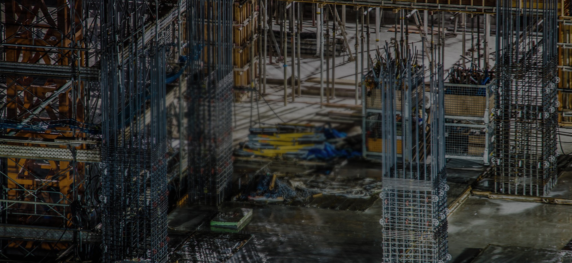BUILD THE FUTURE. 未来を支える鉄筋工事で、未来の街の基盤を創る